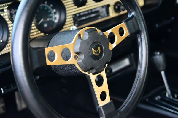 1977 Pontiac Firebird Trans Am Y82