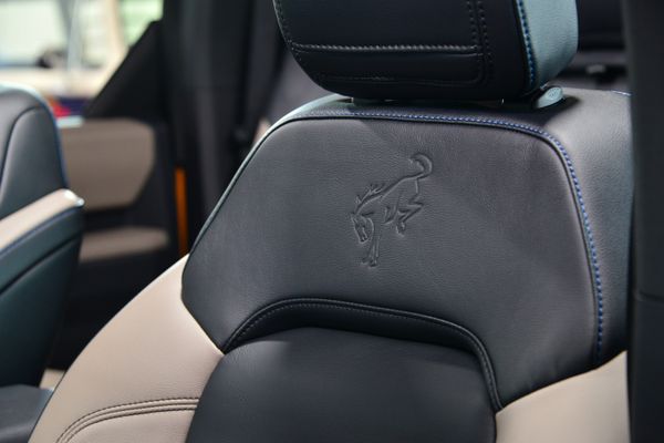 2022 Ford Bronco Wildtrak V6 4-Door, Cyber Orange Metallic, previously sold by Sandbox Motors