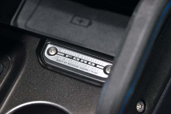 2022 Ford Bronco Wildtrak V6 4-Door, Cyber Orange Metallic, previously sold by Sandbox Motors