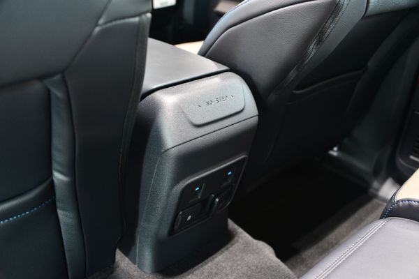 2022 Ford Bronco Wildtrak V6 4-Door, Cyber Orange Metallic, previously sold by Sandbox Motors