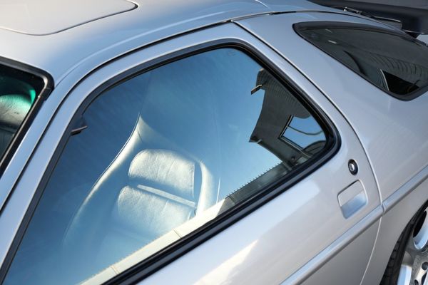 1987 Porsche 928 S4