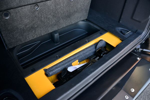 2022 Ford Bronco Wildtrak V6 4-Door, gray with orange accents, previously sold by Sandbox Motors