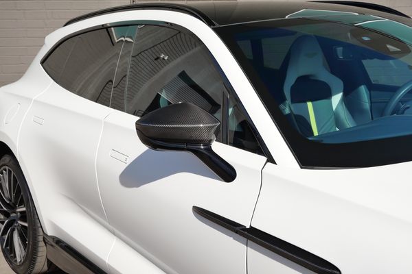 2023 Aston Martin DBX