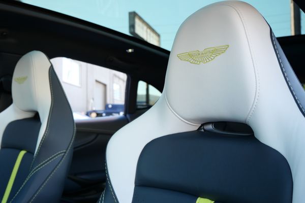 2023 Aston Martin DBX
