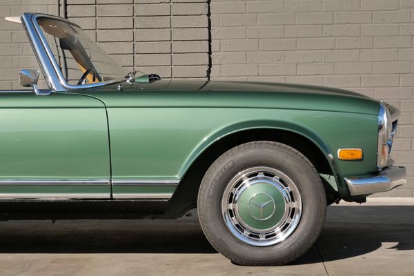 1970 Mercedes-Benz 280 SL