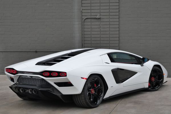 white 2022 Lamborghini Countach LPI 800-4 for sale & sold by Sandbox Motors