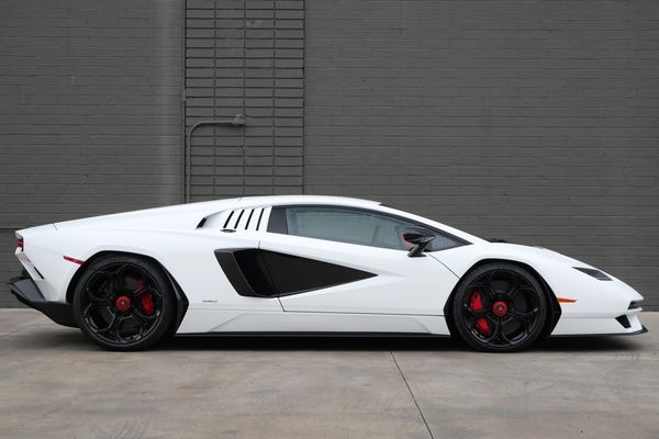 white 2022 Lamborghini Countach LPI 800-4 for sale & sold by Sandbox Motors