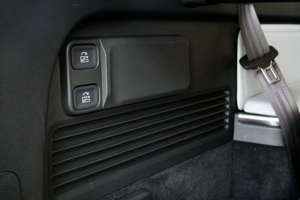 2023 Rivian R1S Adventure Edition previously sold by Sandbox Motors